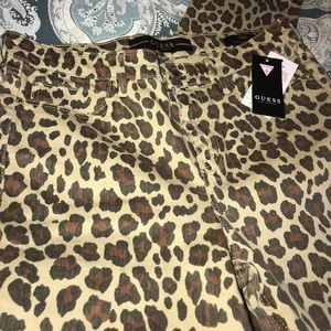NWT Guess Leopard Print Skinny Jeans